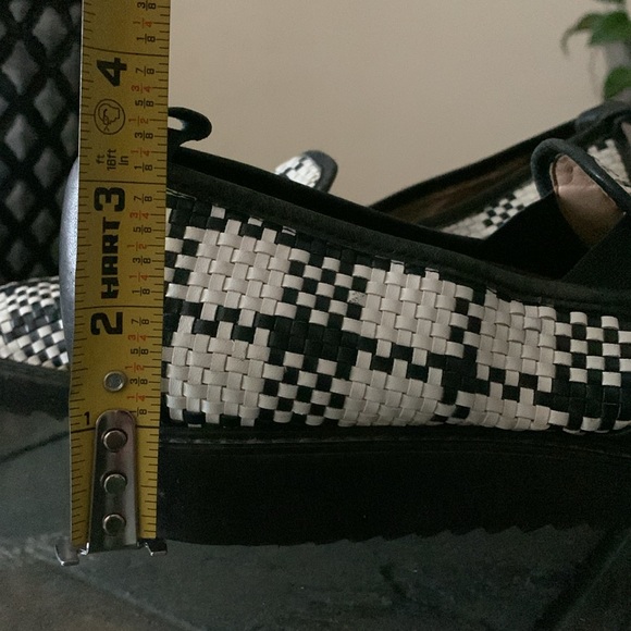 EVERLANE The Woven Street Shoe - Picture 12 of 16